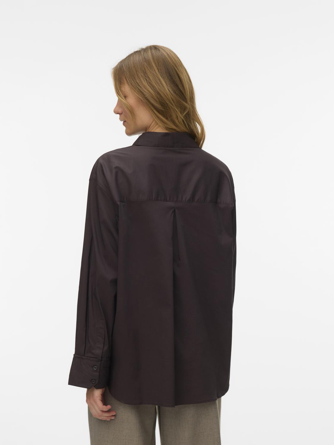 model_shot-back